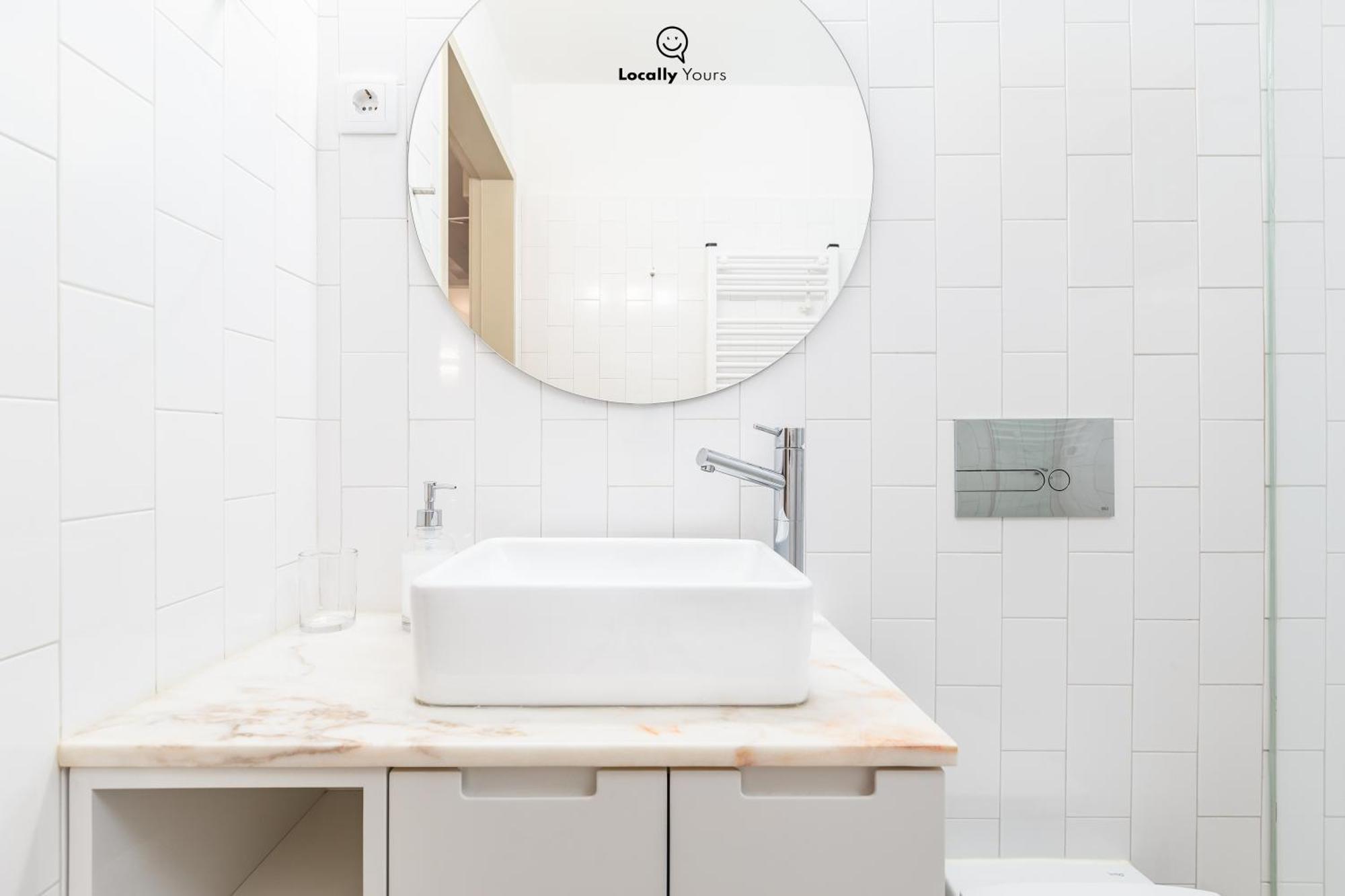 Locally Yours Flores Apartamento
